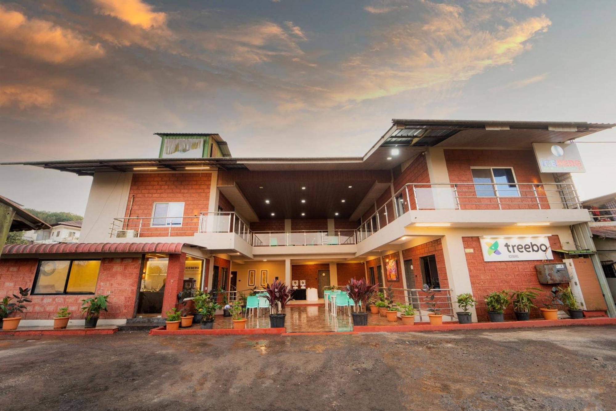 Treebo Iceberg Hotel Mahābaleshwar Exterior foto